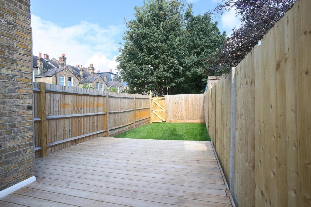 Luxury 5 Star London Apartment - Parking, Garden, Nr Greater London Metro Stations Luaran gambar